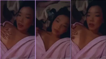 Japinha linda conhecida como Baby Japa mostrando os seios