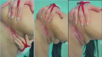 Camila Becker nua arreganhada com cuzão apertado