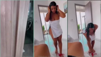 Andrea Molina porno gostosa tirando a roupa íntima