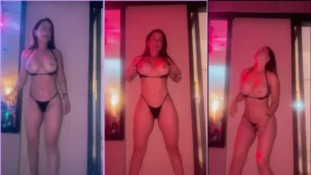 Dianarioss19 tirou os peitos para fora do sutiã