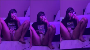 Malelly safada putinha gostosa na siririca tímida