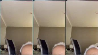 Mariely Genao Medina bucetuda morena de belas tetas na cadeira