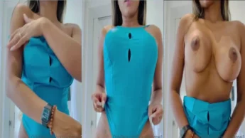 Amadora Brazilian Hotwife mostrando as tetas