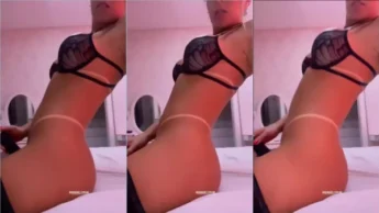 Gostosa Maikelly Muhl sem calcinha