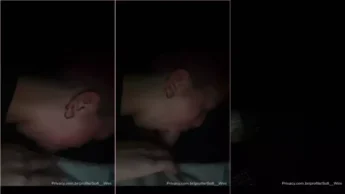 Sofi Wini pagando um boquete gostoso