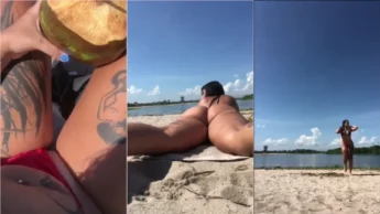 Confira a morena tatuada pegando sol na praia