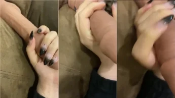 Kara gostosa do onlyfans com pau de borracha