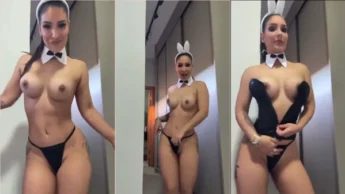 Mariana Casaroto mostrando o quanto é safada e gostosa