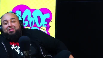 Nesse video do pagodcast a gente pode ver a Mari Avilar se exibindo