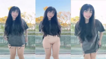 Kyure da buceta raspada carnuda fazendo strip sexy