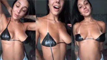 Leticia Castro brasileira linda morena exibindo sua marquinha