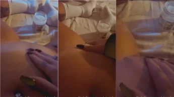 Maravilhosa Gabi Vtng pelada esfregando a buceta
