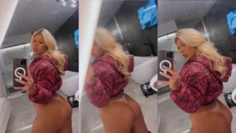 Nesse video a agathaofc se exibe sem calcinha