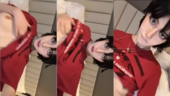 Urplpur safada de peitos pequenos durinhos se tocando