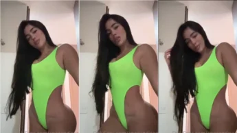 Ana Gandica provocando com seu belo corpo