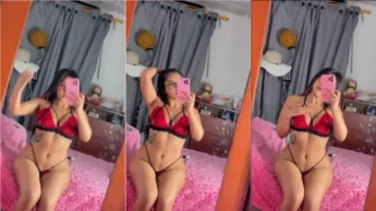 Hanna Roldan se exibindo toda safada