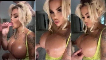 Maravilhosa Candy Charms adora mamar