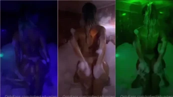 Roberta Duarte exibindo a bunda gigante