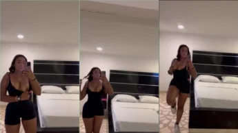 Safadinha canelita5598 se exibindo na frente do espelho