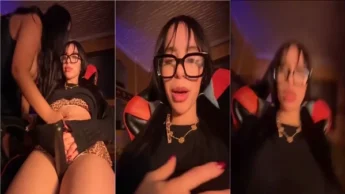 Srtipchat xxx adulto da morena nerd trocando de roupa