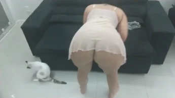 Jojozinha não estava usando calcinha por baixo do vestido